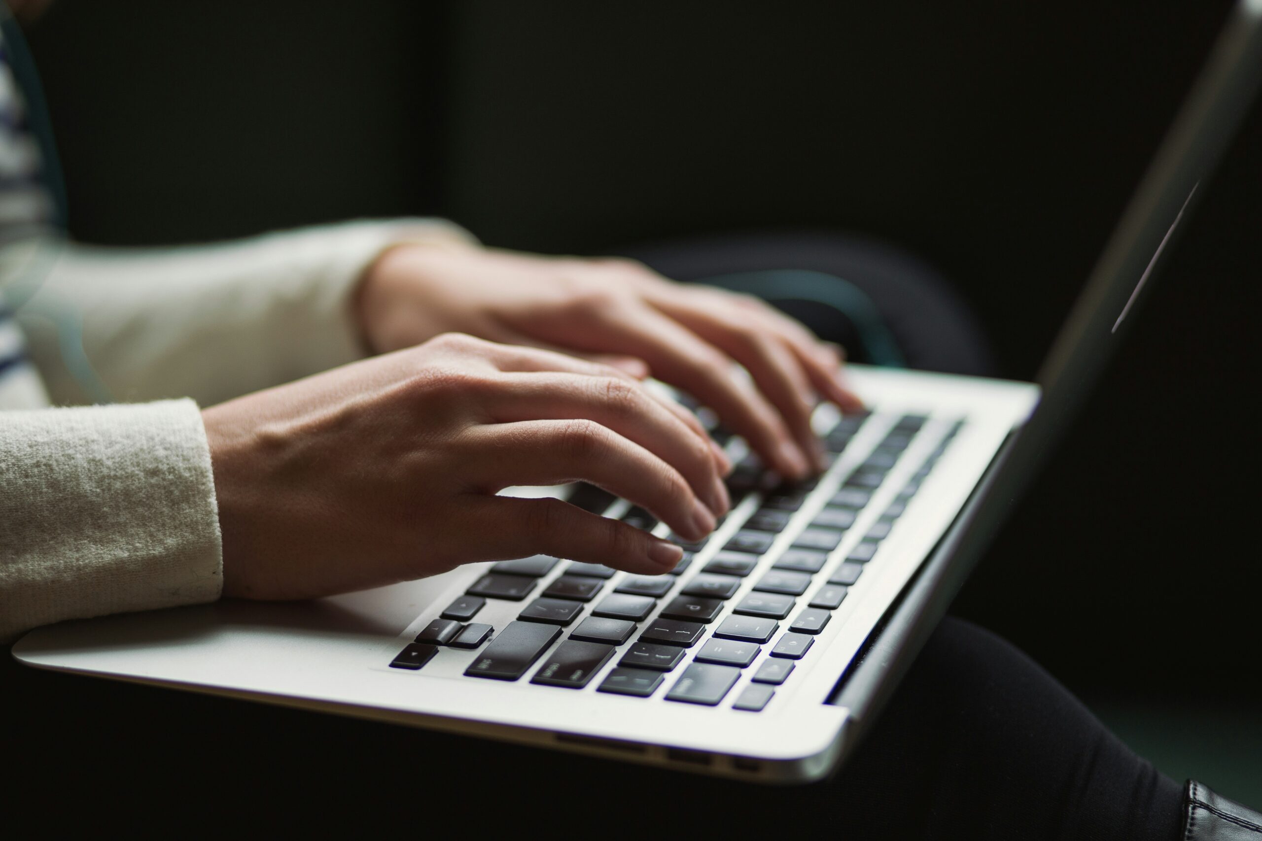 item-writing-laptop